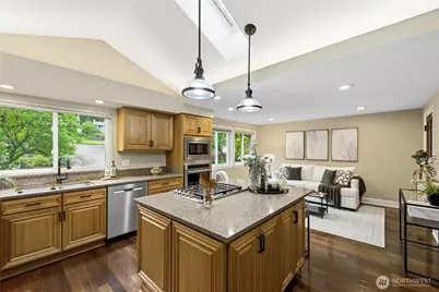 20218 108th Avenue NE, Bothell, WA 98011 - Photo 9