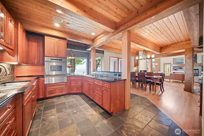 813 Varsity Road, Kalama, WA 98625 - Photo 15
