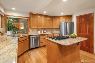 275 Mt Quay Dr NW, Issaquah, WA 98027 - Photo 13