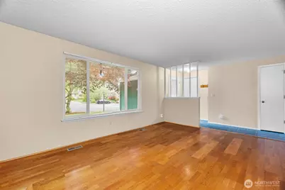 1122 39th Court SE, Tumwater, WA 98501 - Photo 9