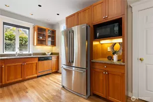 2202 E John St, Seattle, WA 98112 - Photo 13