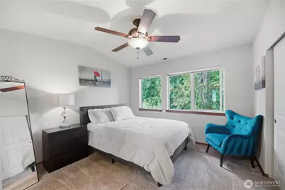1047 215th Place SE, Bothell, WA 98021 - Photo 15