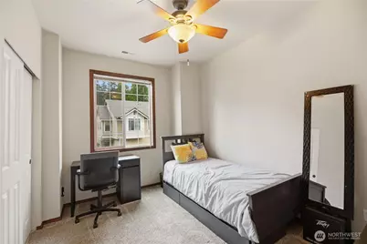 1047 215th Place SE, Bothell, WA 98021 - Photo 11