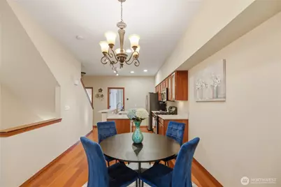1047 215th Place SE, Bothell, WA 98021 - Photo 5