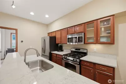 1047 215th Place SE, Bothell, WA 98021 - Photo 7