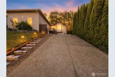 17425 Highland View Drive, Arlington, WA 98223 - Photo 1