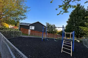 17425 Highland View Dr, Arlington, WA 98223 - Photo 17
