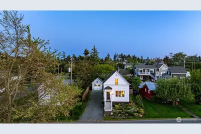 205 NE 9th Street, Coupeville, WA 98239 - Photo 1