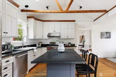 205 NE 9th Street, Coupeville, WA 98239 - Photo 19