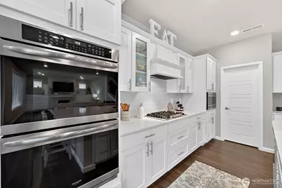 18506 128th Avenue Ct E, Puyallup, WA 98374 - Photo 11
