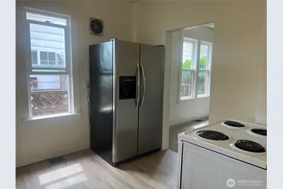 2123 S Wilkeson Street, Tacoma, WA 98405 - Photo 3
