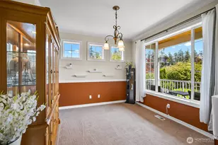 33 Zermatt Ct, Camano Island, WA 98282 - Photo 9