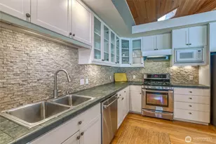 1424 Palisades Dr, Orcas Island, WA 98245 - Photo 15