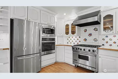 18530 SE 145th Street, Renton, WA 98059 - Photo 15