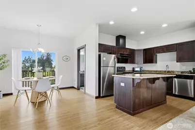 7234 212th Street SW #B, Edmonds, WA 98026 - Photo 9