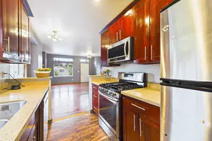 1108 S 207th St, SeaTac, WA 98198 - Photo 11
