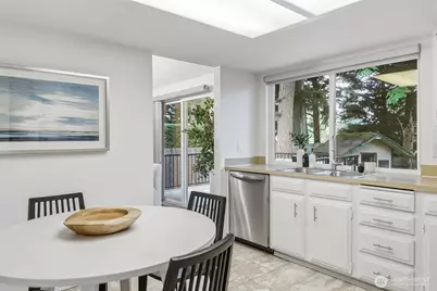 15524 SE 179th Street, Renton, WA 98058 - Photo 9