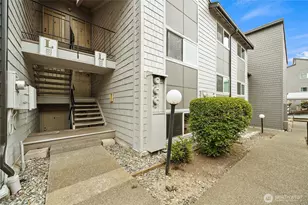 2020 Grant Ave S, Renton, WA 98055 - Photo 25