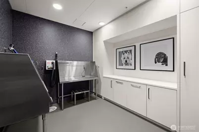 121 Stewart Street #2402, Seattle, WA 98101 - Photo 35