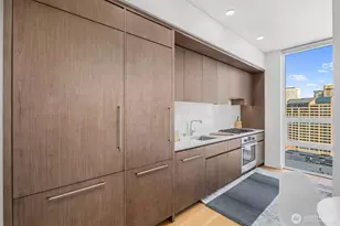121 Stewart St, Seattle, WA 98101 - Photo 5
