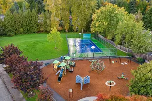 19103 SE 47th Pl, Issaquah, WA 98027 - Photo 35