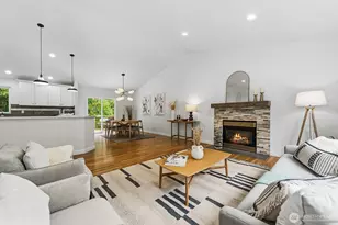 4035 NE 110th St, Seattle, WA 98125 - Photo 15