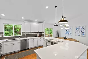 4035 NE 110th St, Seattle, WA 98125 - Photo 5