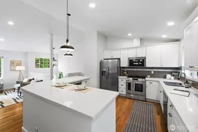 4035 NE 110th Street, Seattle, WA 98125 - Photo 7