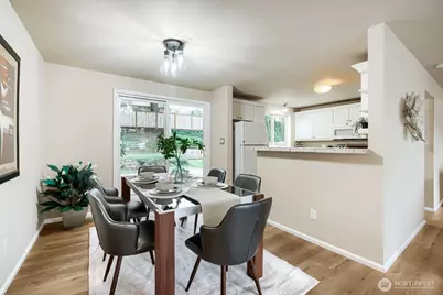 58 157th Avenue SE, Bellevue, WA 98008 - Photo 5
