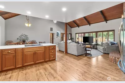 6205 255th Street Ct E, Graham, WA 98338 - Photo 19