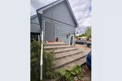 1 Orchardvale Street, Zillah, WA 98953 - Photo 3