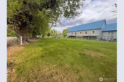 1 Orchardvale Street, Zillah, WA 98953 - Photo 5