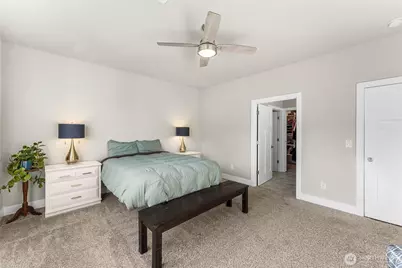 826 W Golden Eagle Avenue, La Center, WA 98629 - Photo 17