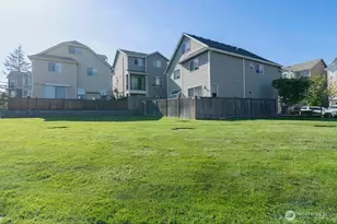 111 210th St SW, Lynnwood, WA 98036 - Photo 17