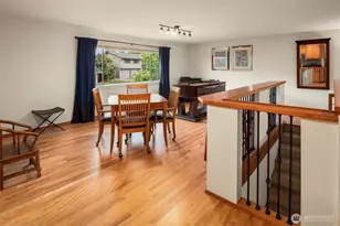 18520 NE 19th Pl, Bellevue, WA 98008 - Photo 29