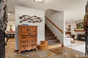 18520 NE 19th Pl, Bellevue, WA 98008 - Photo 5