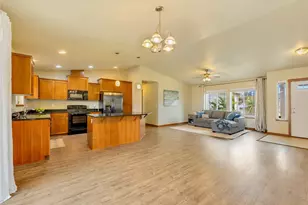 31109 H St, Ocean Park, WA 98640 - Photo 9