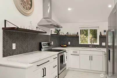 2027 219th Lane SE, Sammamish, WA 98075 - Photo 5