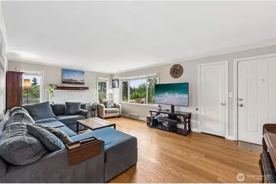 9417 44th Place NE, Seattle, WA 98115 - Photo 7