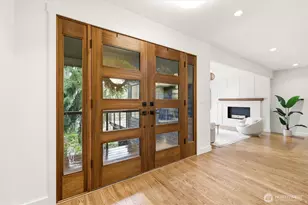 14317 SE 49th St, Bellevue, WA 98006 - Photo 9