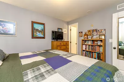 33818 35th Avenue SW, Federal Way, WA 98023 - Photo 25