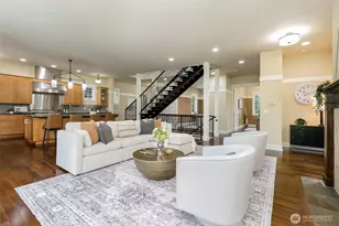 5726 Kirkwood Pl N, Seattle, WA 98103 - Photo 7
