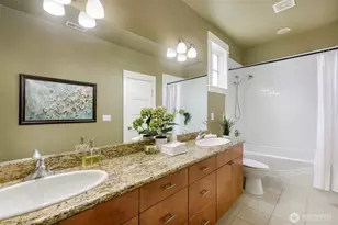 5726 Kirkwood Pl N, Seattle, WA 98103 - Photo 21