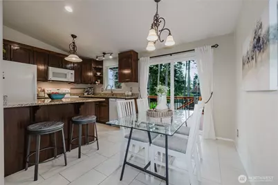 8616 Foster Grove Court NE, Bremerton, WA 98311 - Photo 7