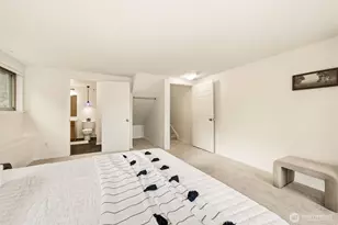 622 SW Othello St, Seattle, WA 98106 - Photo 13