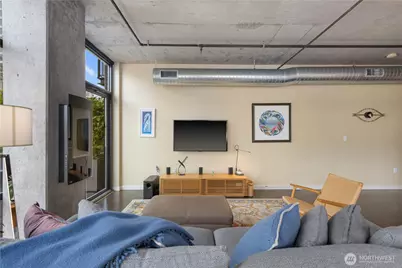 2720 3rd Avenue #509, Seattle, WA 98121 - Photo 7
