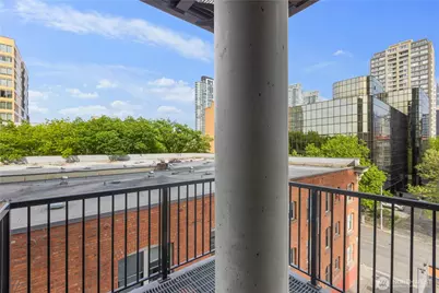 2720 3rd Avenue #509, Seattle, WA 98121 - Photo 11