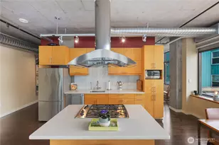 2720 3rd Ave, Seattle, WA 98121 - Photo 13