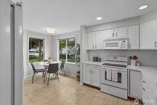 18214 Champions Dr, Arlington, WA 98223 - Photo 9