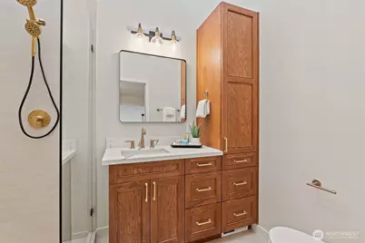 1400 Bellevue Way SE #1, Bellevue, WA 98004 - Photo 25